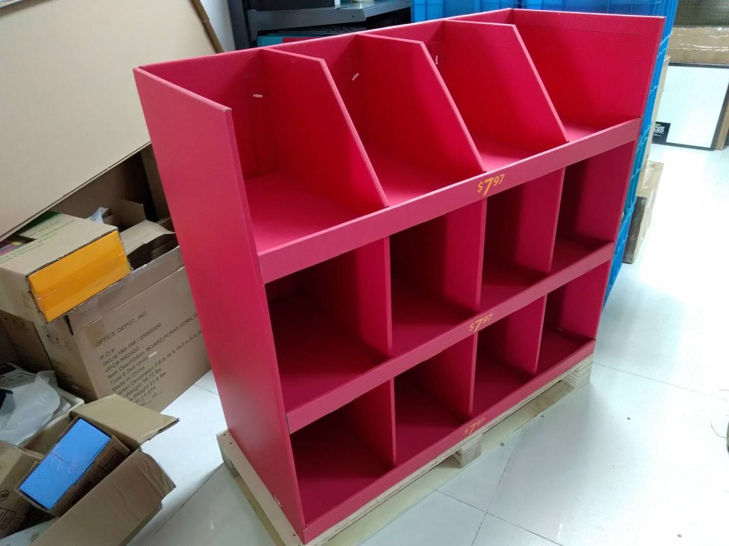 紙質(zhì)落地展示箱